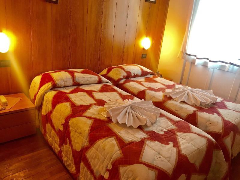Hotel Monti Pallidi Moena Esterno foto
